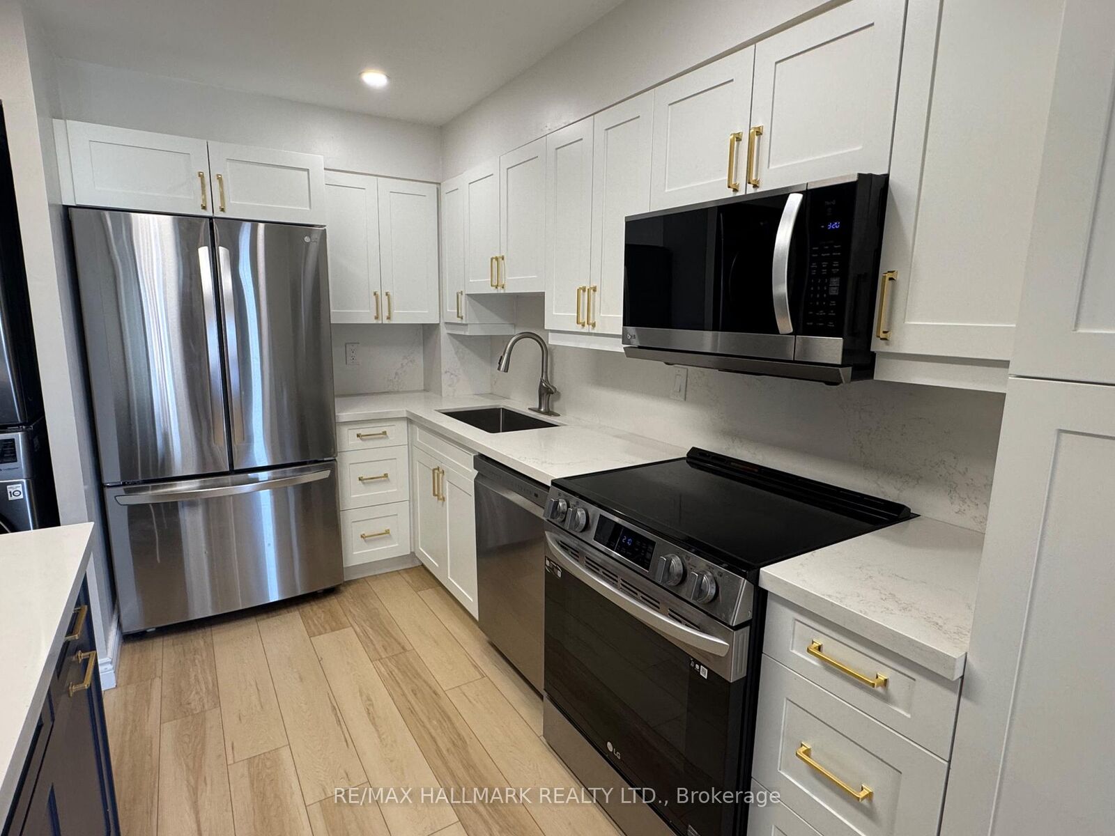 Property Photo: 8 Silver Bell Grove 1007 ON M1B 4Z3
