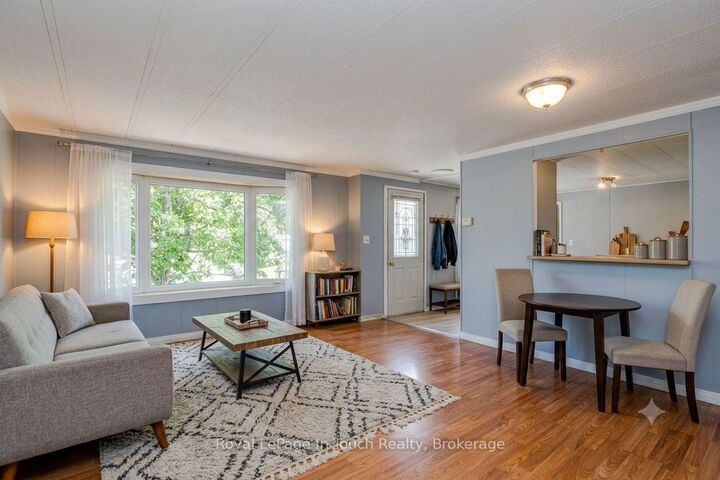 Property Photo: 21 Vics Road ON L4R 4K3