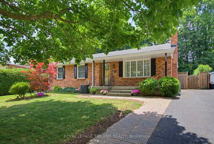 Property Photo: 203 Tavistock Road ON N6J 1Z7