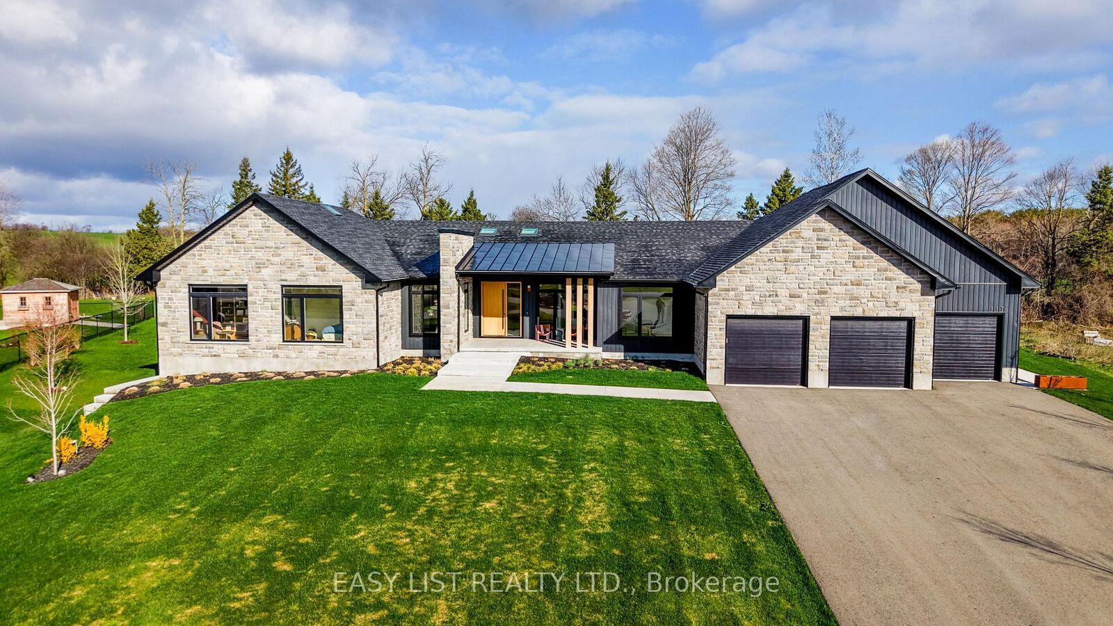 Property Photo: 117 Evergreen Place ON N0B 1B0
