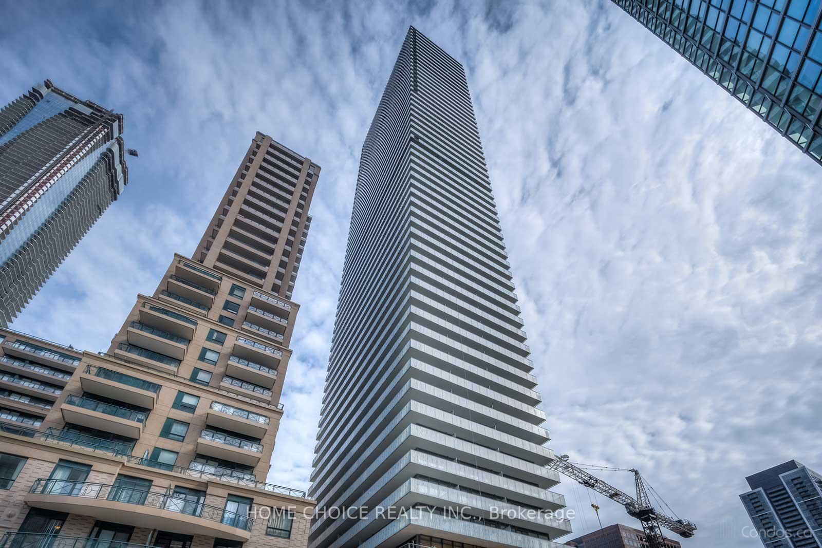 Property Photo:  42 Charles Street E 1405  ON M4Y 0B7 