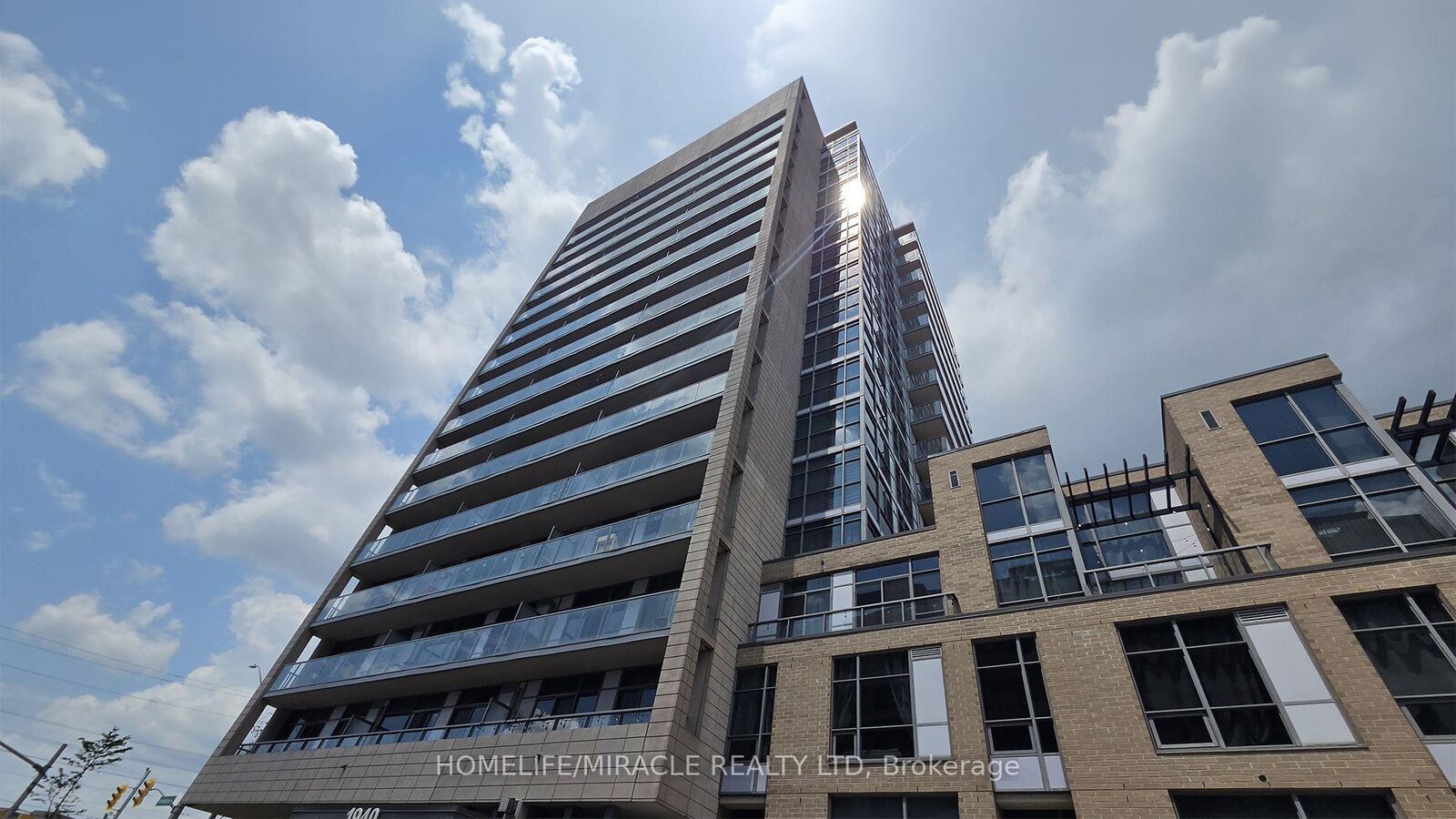 Property Photo: 1940 Ironstone Drive 425 ON L7L 0E4