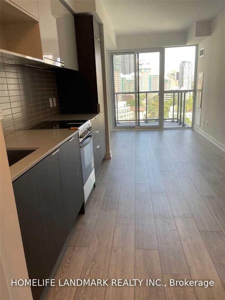 Property Photo: 159 Wellesley Street E 1110 ON M4Y 1J4
