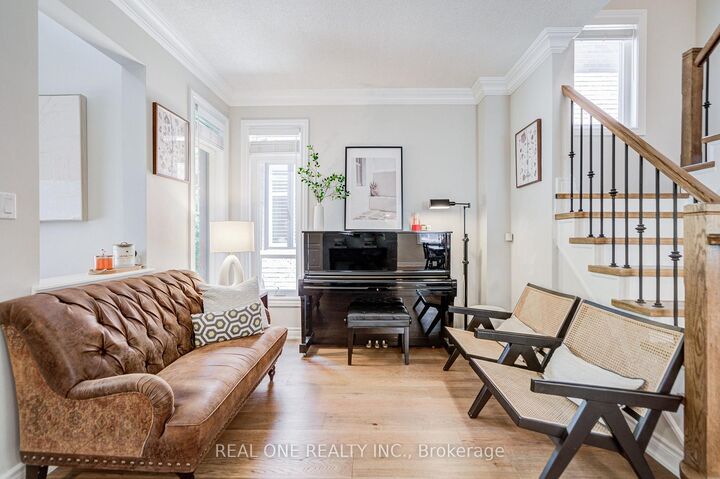 Property Photo:  2463 Parkglen Avenue  ON L6M 4Y7 