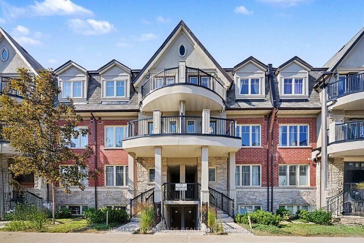 Property Photo:  17 Eaton Park Lane 15  ON M1W 0A5 