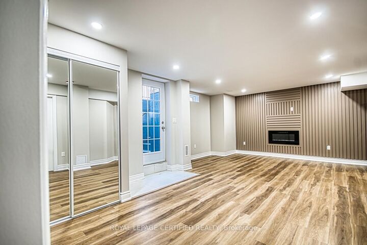 Property Photo: 1427 Whitney Terrace Bsmt ON L9E 0B7