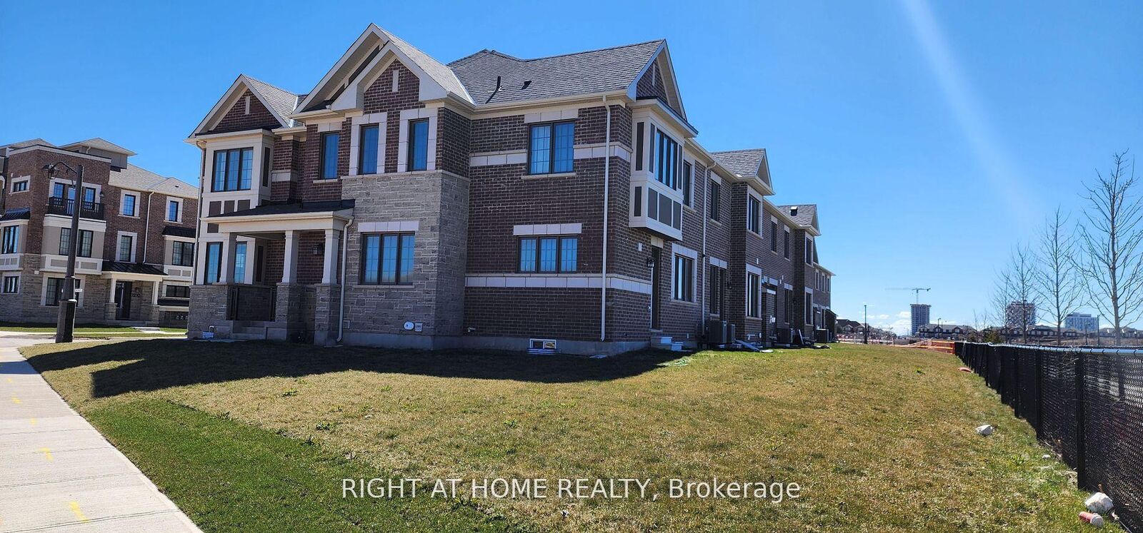Property Photo: 3048 John McKay Boulevard ON L6H 3Z9