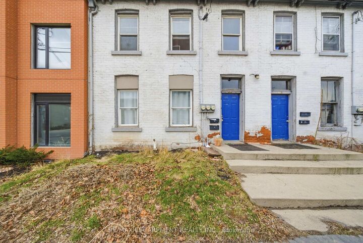 Property Photo: 133-135 Wellington Street ON L8R 1N4