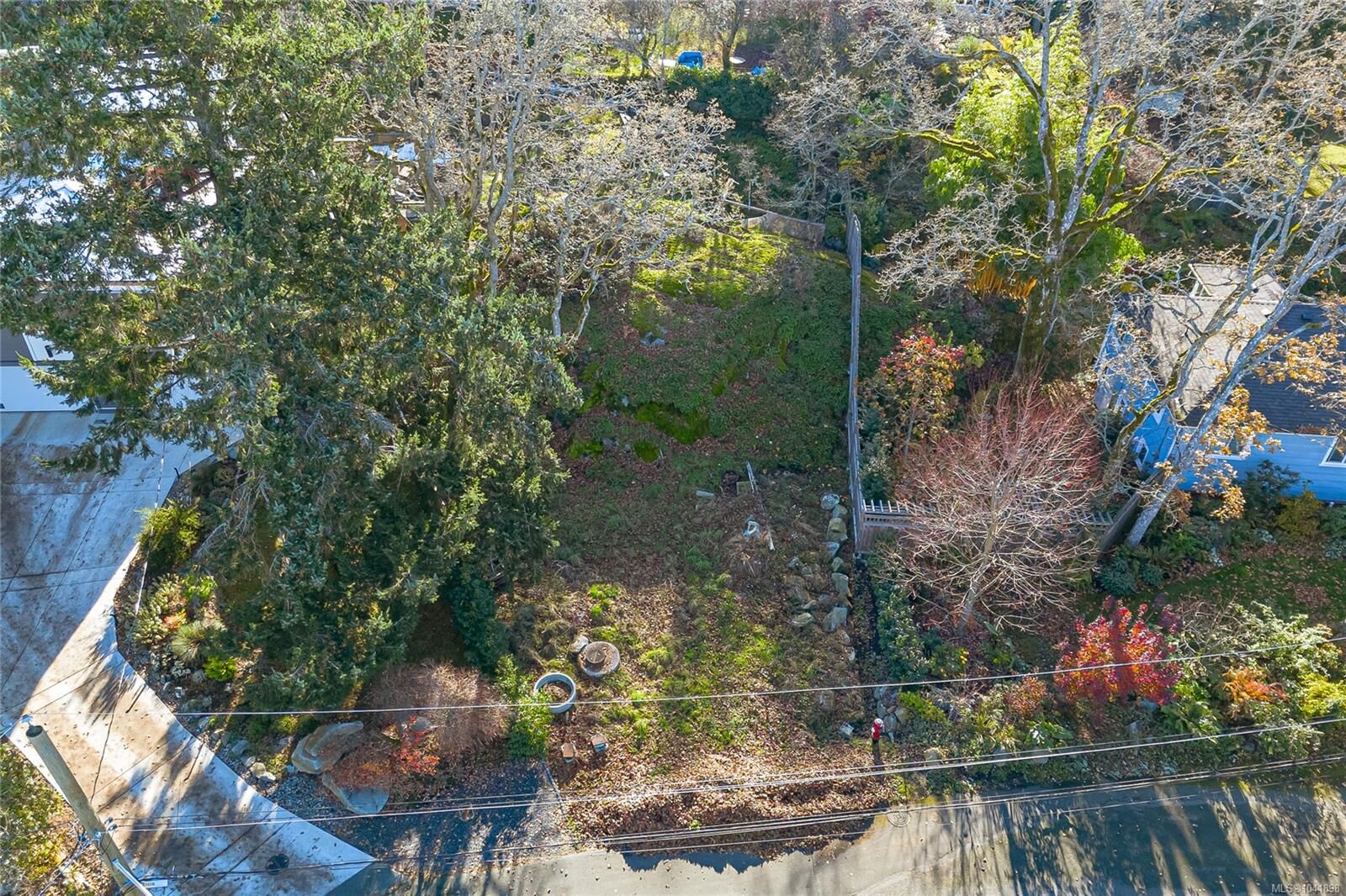 Property Photo:  1540 Athlone Dr  BC V8P 2T1 
