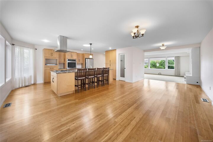 Property Photo:  2619 Cosgrove Cres  BC V9S 3P5 