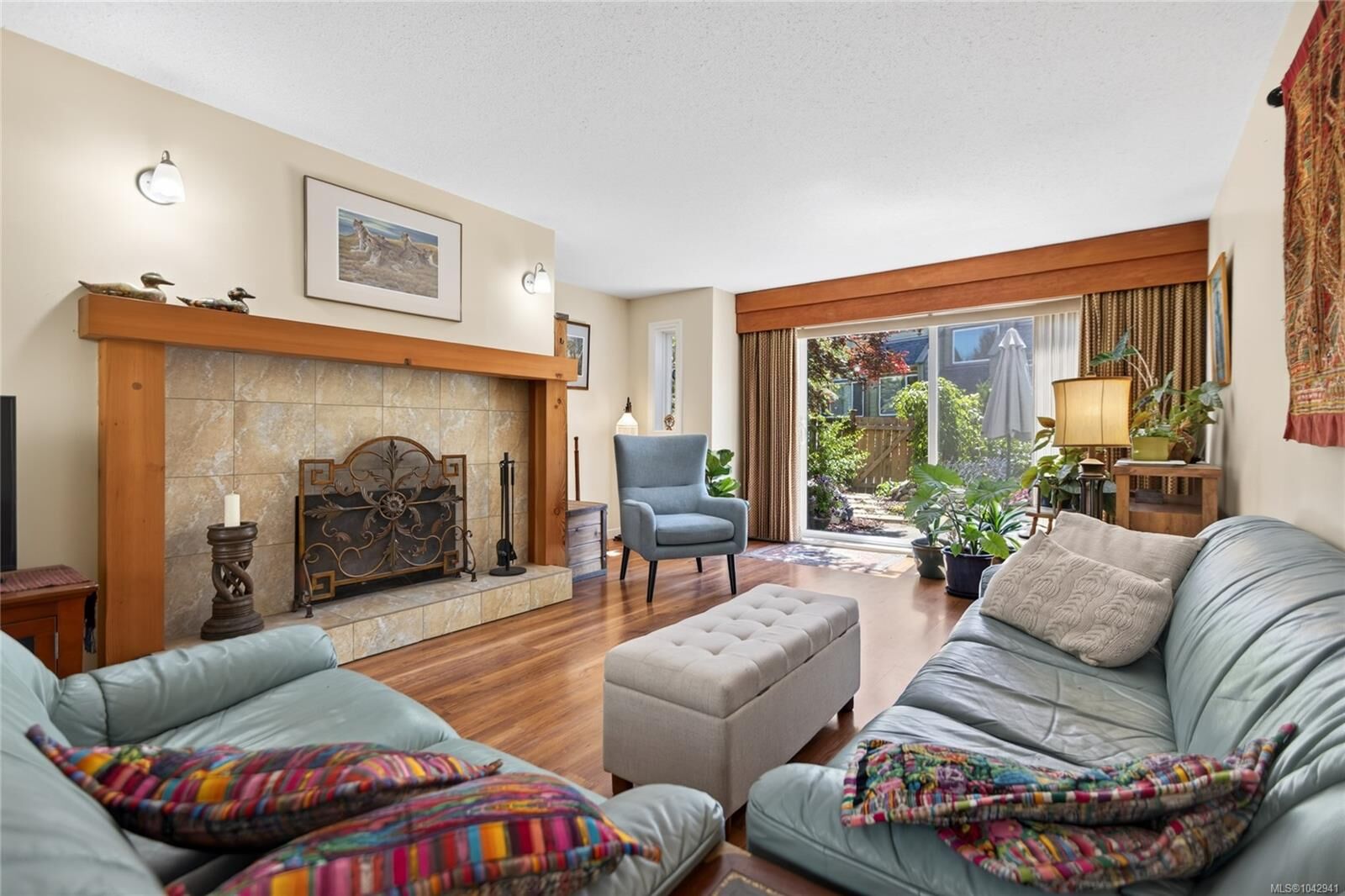 Property Photo:  2250 Manor Pl #112  BC V9M 1C5 