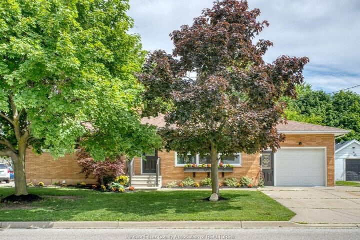 Property Photo:  68 McCallum  ON N9Y 1C2 