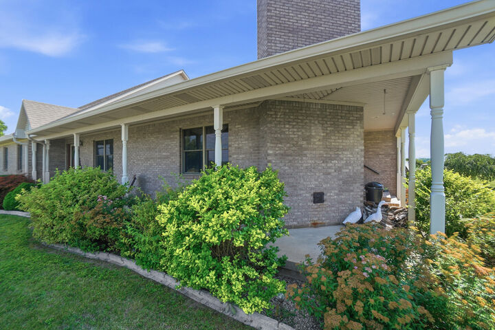 Property Photo:  8400 N Montgomery County Line Road  OH 45309 
