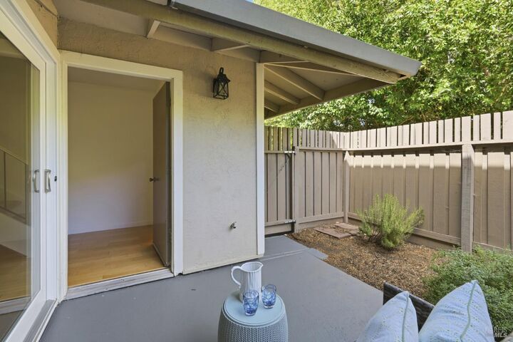 Property Photo:  245 Roundtree Way  CA 94903 