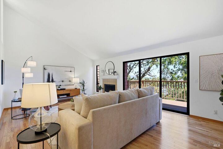 Property Photo:  808 Arlene Way  CA 94947 