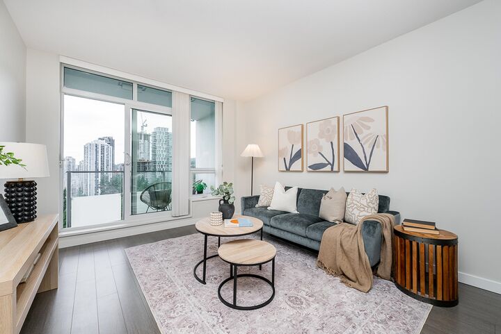 3093 Windsor Gate 2207 — photo 1