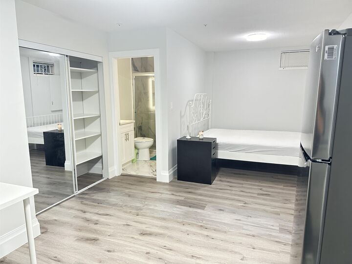Property Photo:  2000 W 48th Avenue  BC V6M 2P4 