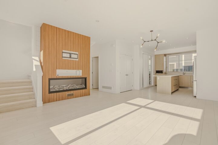 Property Photo: 2328 167A Street 4 BC V3Z 1H2
