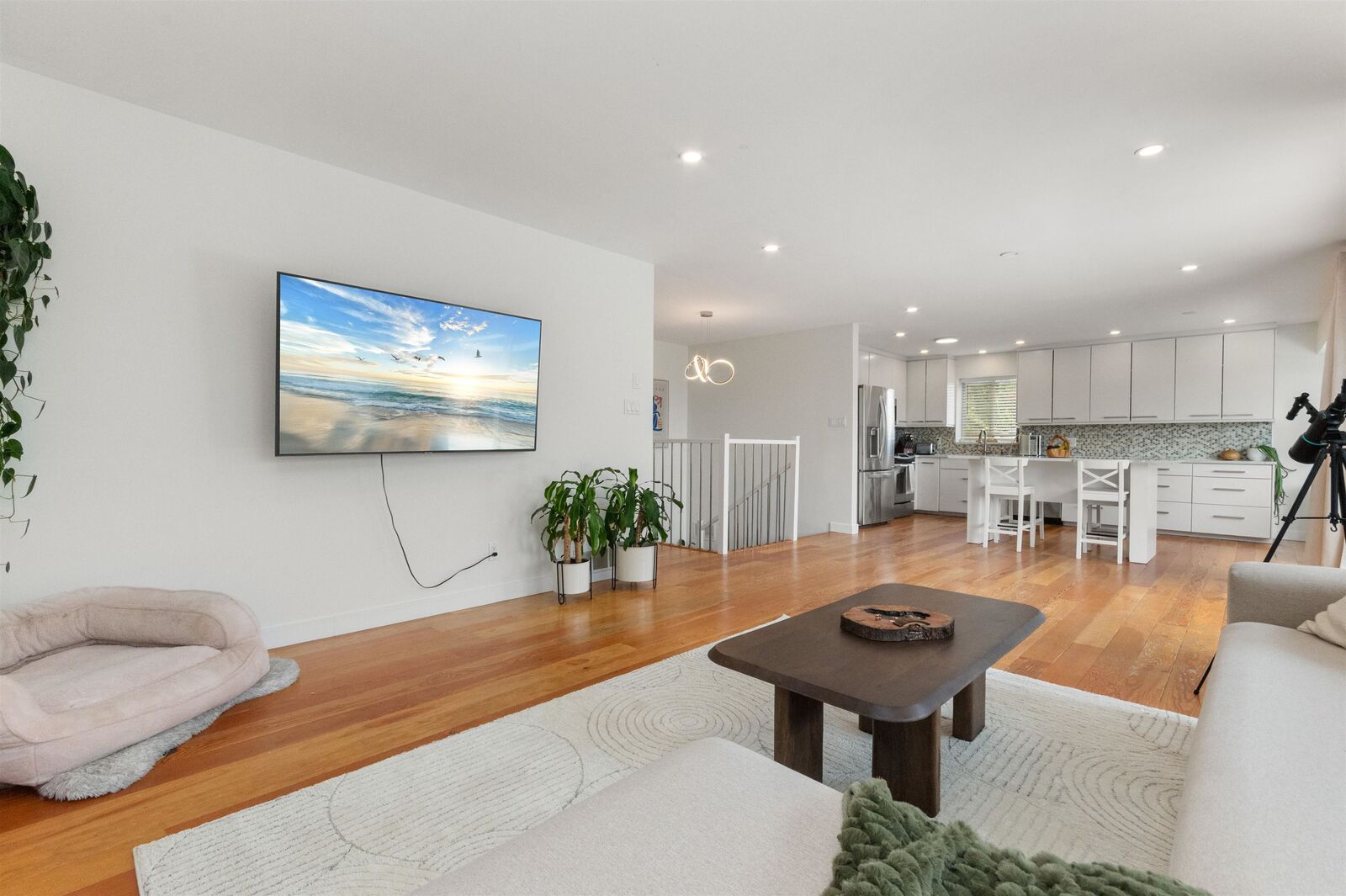 Property Photo: 33483 Blueberry Drive BC V2V 6J1