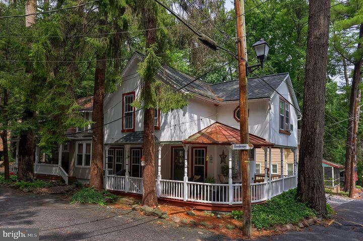 Property Photo: 100 Glossbrenner Ave L-0003 PA 17064