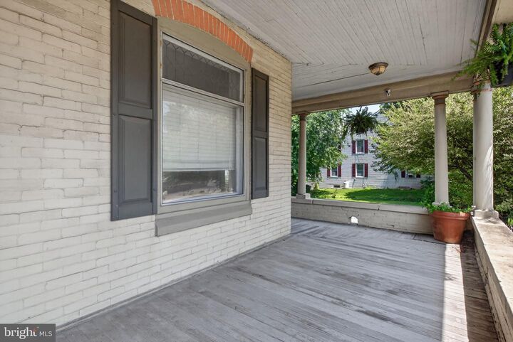 Property Photo: 201 W Main Street PA 17540
