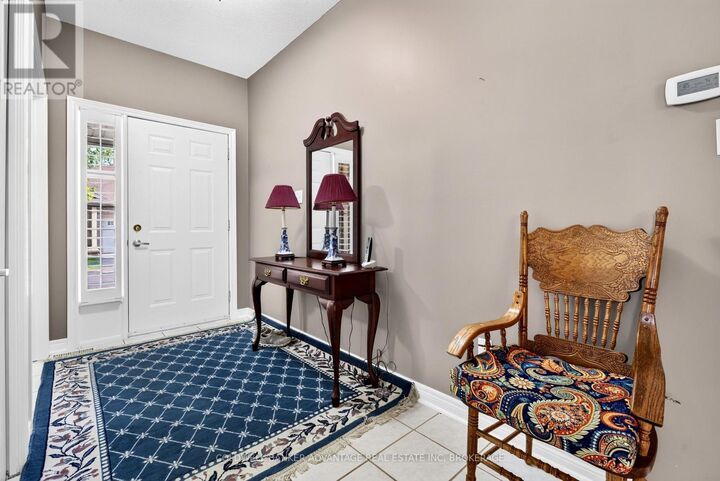 Property Photo:  5595 Drummond Road 1  ON L2G 4L2 