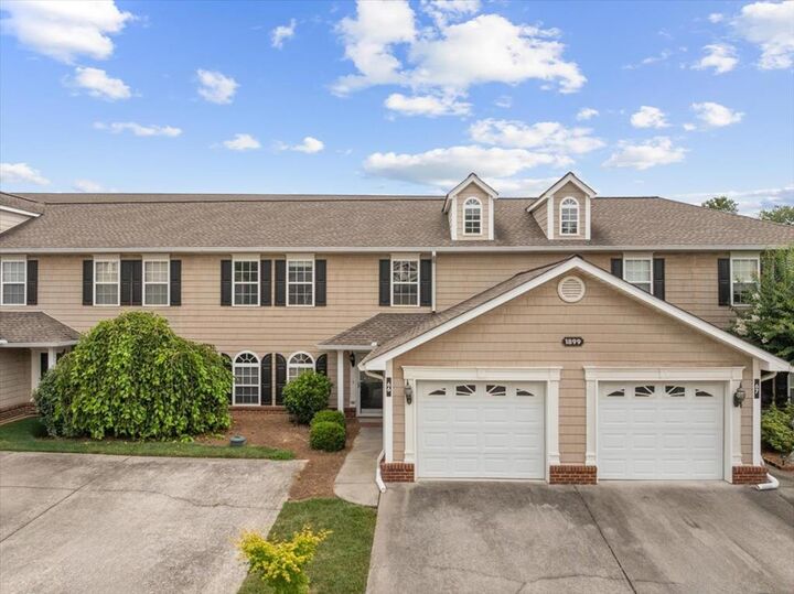 Property Photo: 1899 North Summit Drive GA 30721