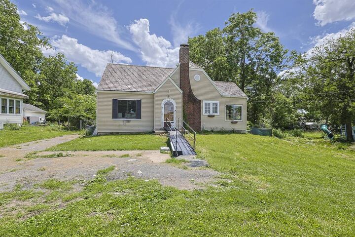 Property Photo: 1991 Princeton Road OH 45011