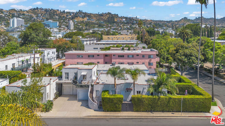 Property Photo: 8261 Romaine St CA 90046