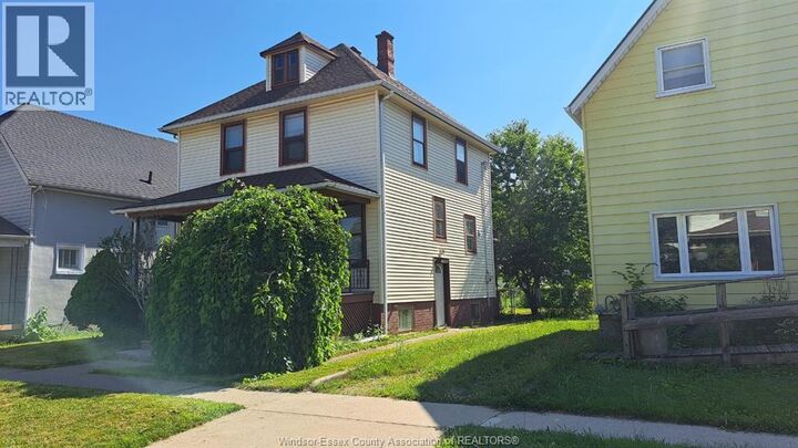Property Photo: 363 McKay Ave ON N9B 1Z5