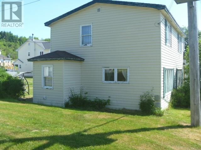 Property Photo:  50 Lemarchant Street  NL A1Y 1B8 