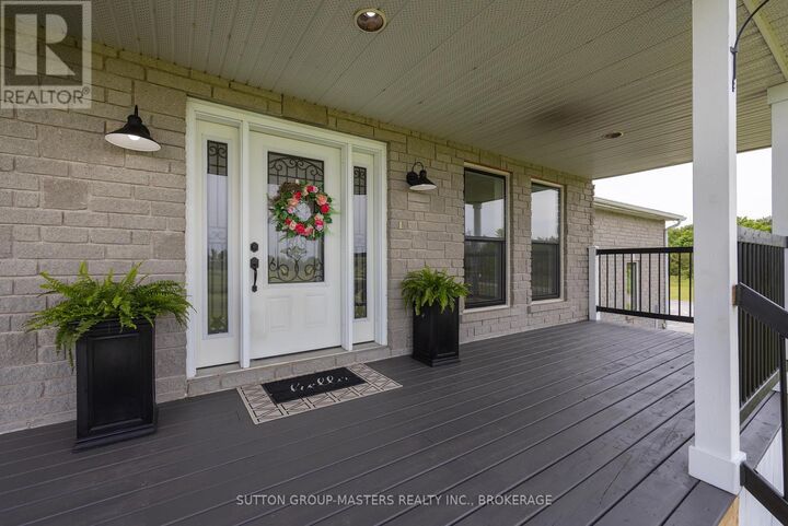 Property Photo: 5052 Bradford Road ON K0H 1V0