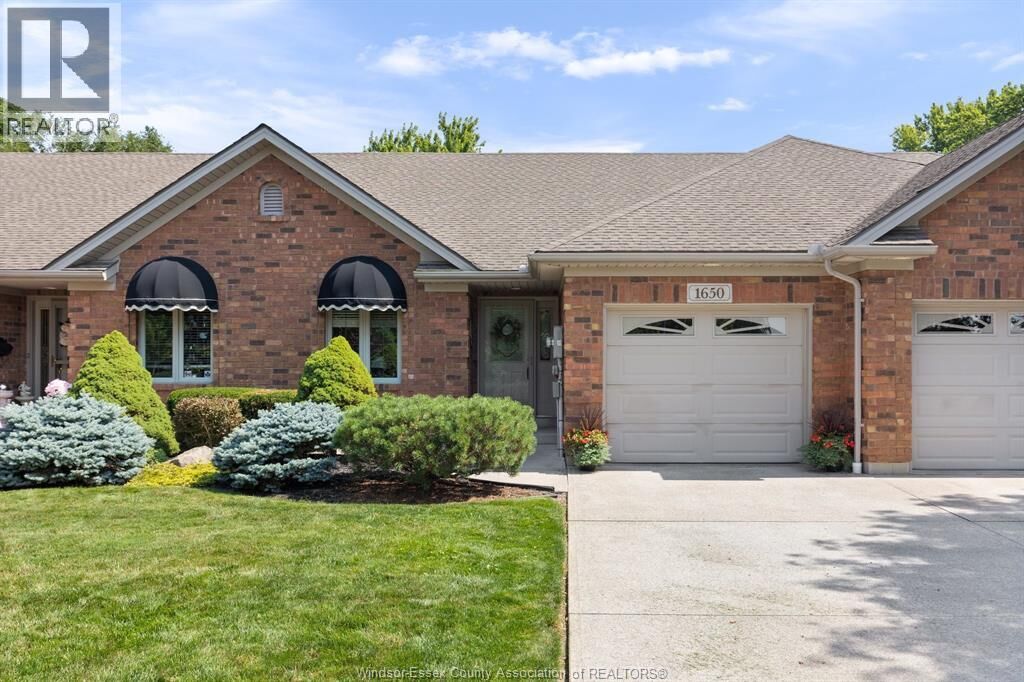 Property Photo:  1650 Naples Crescent  ON N9J 3Y9 
