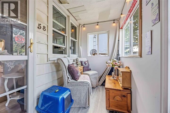 Property Photo: 58 Colwell Street ON N8A 3G5