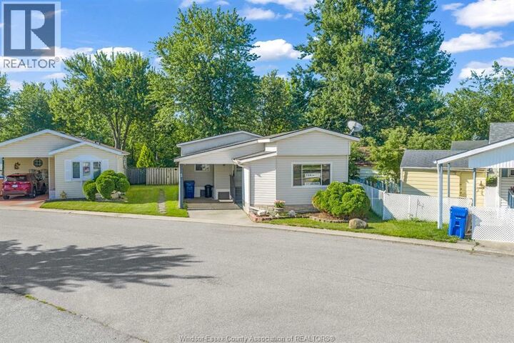 Property Photo: 1 Spruce Street ON N0R 1J0