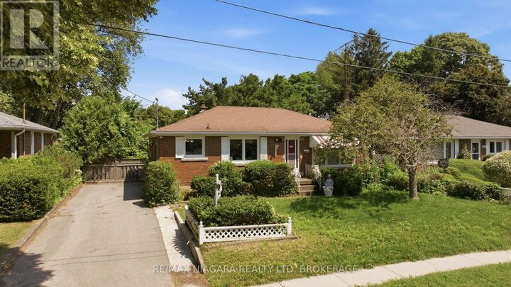 Property Photo: 6479 Brock Street ON L2J 1W4