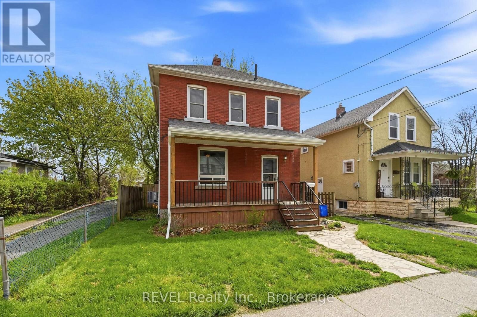 Property Photo: 19 Victoria Street ON L3B 4L6