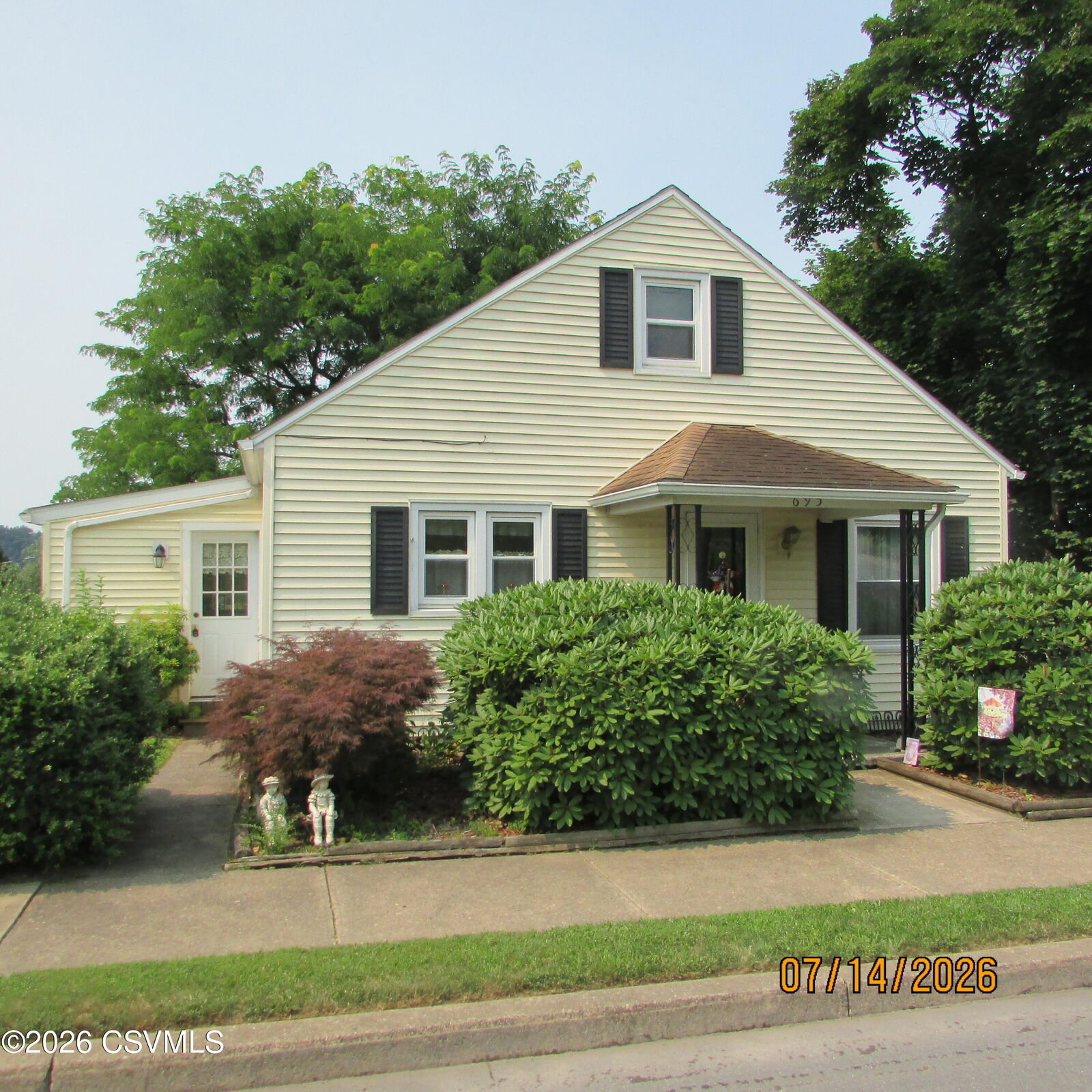 Property Photo:  695 Prince Street  PA 17857 