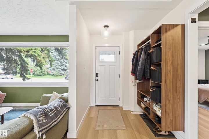 Property Photo:  9544 148 Street NW  AB T5N 3E4 