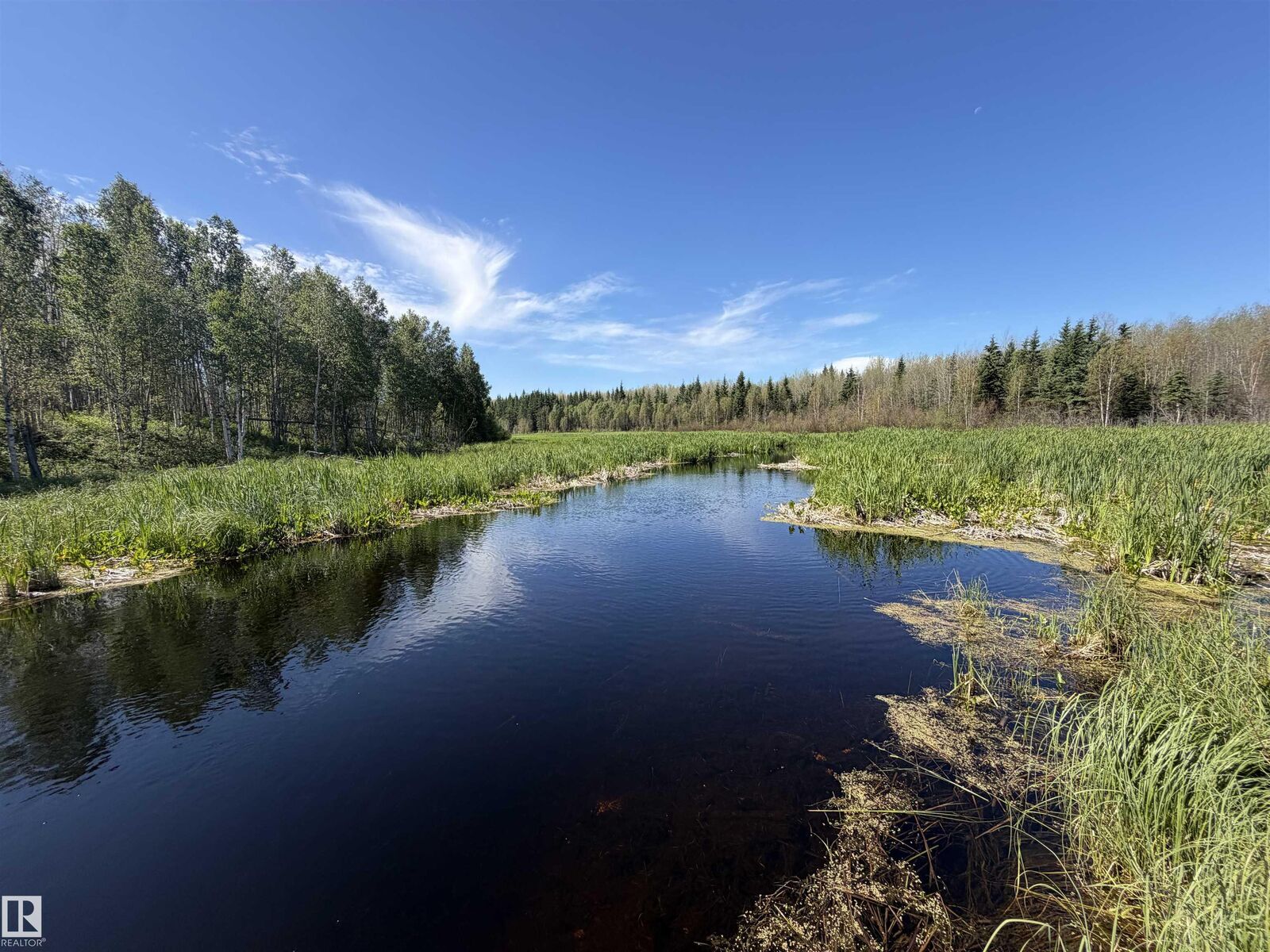Property Photo:  SE-35-63-25-W4 .  AB T0G 1T0 