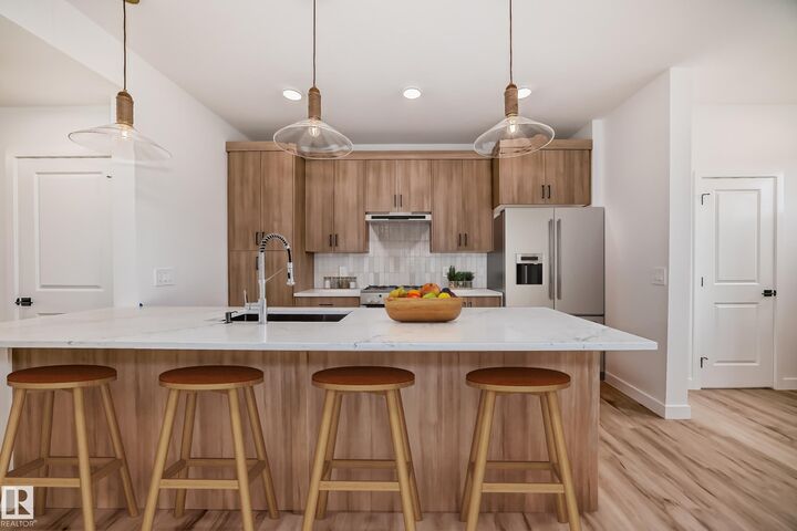 2108 Crossbill Lane NW — photo 1