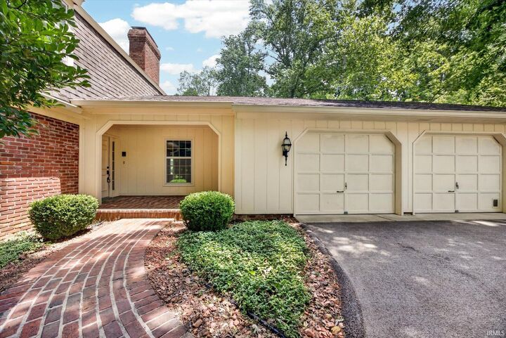 Property Photo:  3200 N Browncliff Lane  IN 47408 