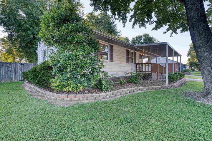 Property Photo:  2918 Westbrook Court  IN 47720 