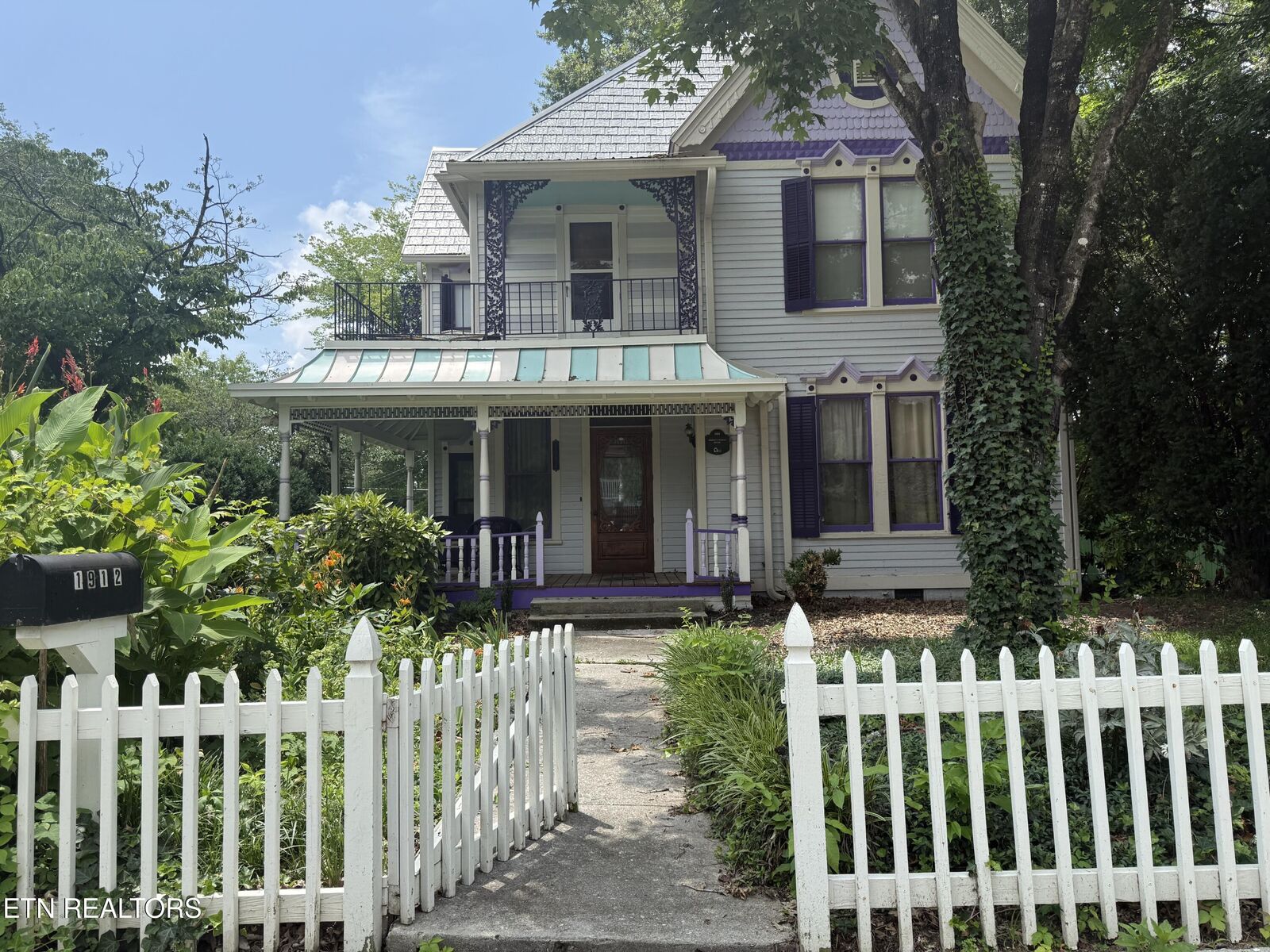 Property Photo: 1912 Washington Ave TN 37917