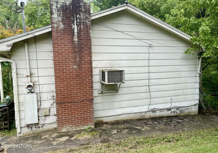 Property Photo:  5117 Odell Rd  TN 37920 
