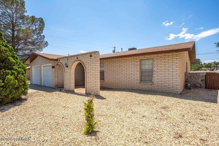 Property Photo:  3121 Dyer Street  NM 88011 
