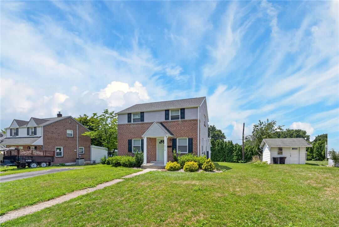 Property Photo:  218 7th Street  PA 18052 