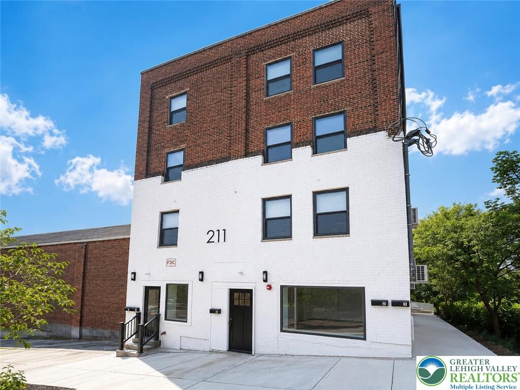 Property Photo: 211 South Street 8 PA 18235