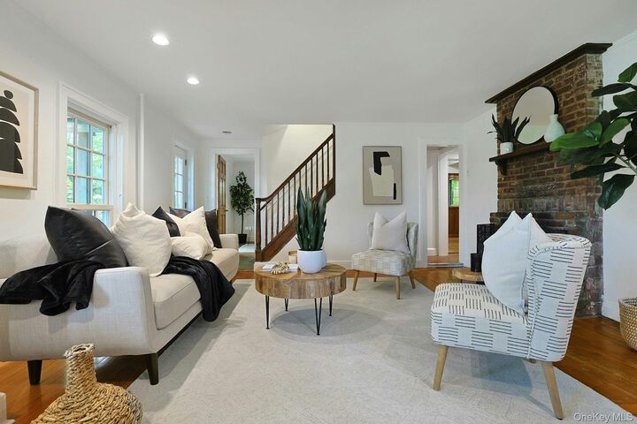 Property Photo:  10 Broadway  NY 10522 