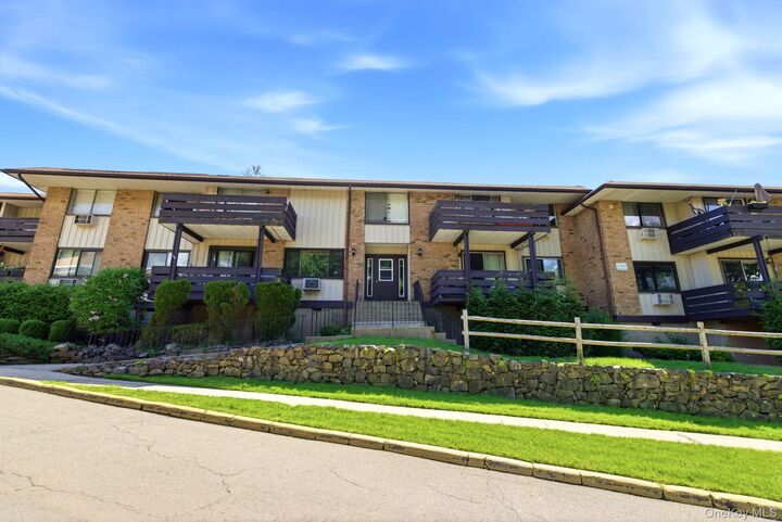 Property Photo:  130 Sierra Vista Lane 2nd Floor  NY 10989 